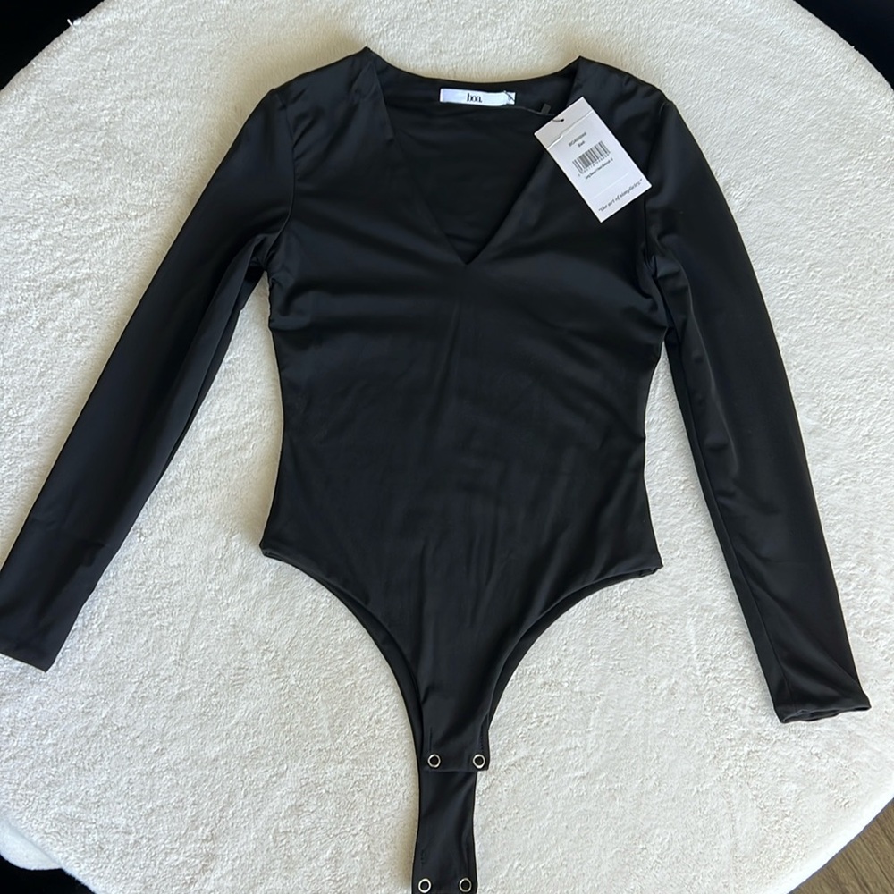 BOA. V-Neck Bodysuit